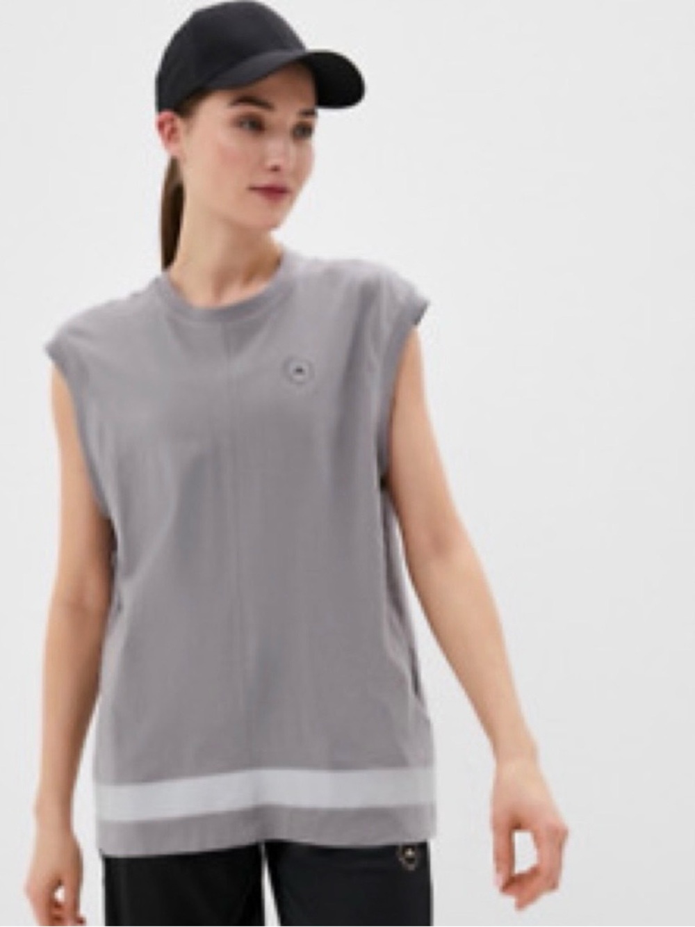 Stella McCartney Adidas muscle tank NWT
Size M